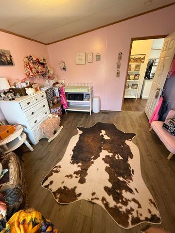 136 E Railroad Street, Hustonville, KY 40437