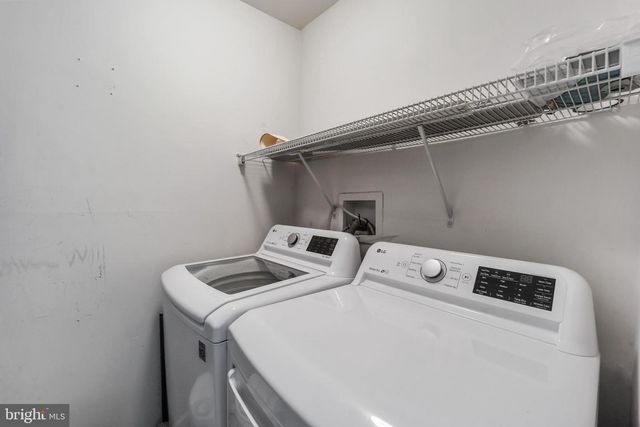 229 E GREEN VALLEY CIR, Newark, DE 19711