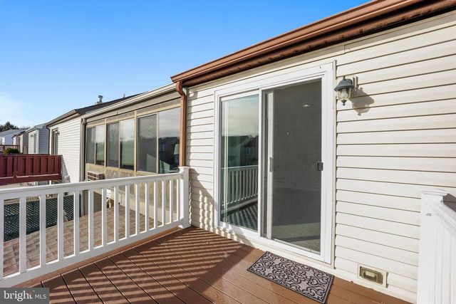 229 E GREEN VALLEY CIR, Newark, DE 19711