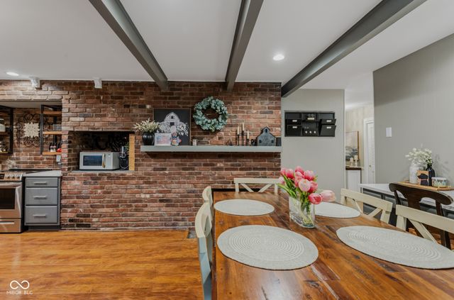 4225 Washington Street, Columbus, IN 47203
