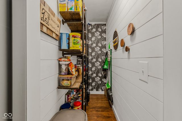 4225 Washington Street, Columbus, IN 47203
