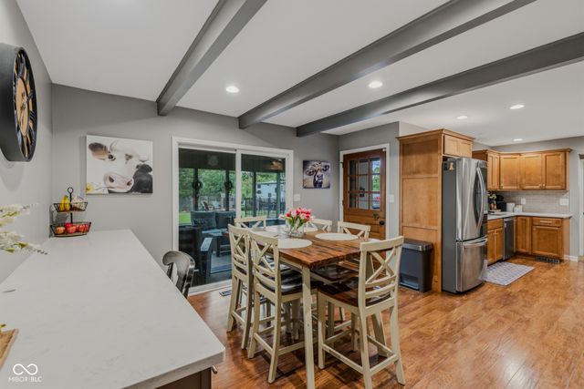 4225 Washington Street, Columbus, IN 47203