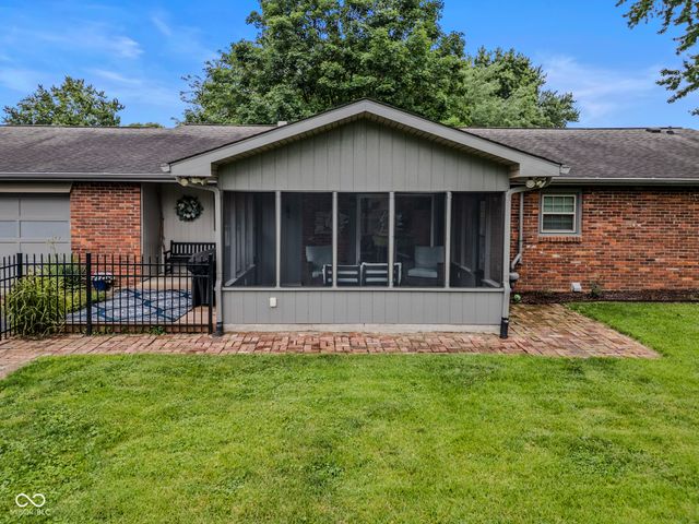 4225 Washington Street, Columbus, IN 47203