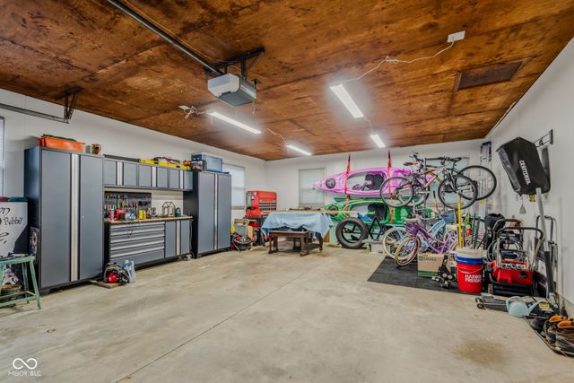 4225 Washington Street, Columbus, IN 47203