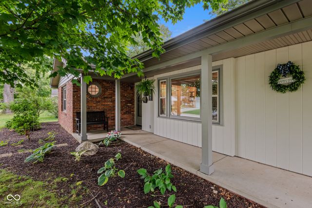 4225 Washington Street, Columbus, IN 47203