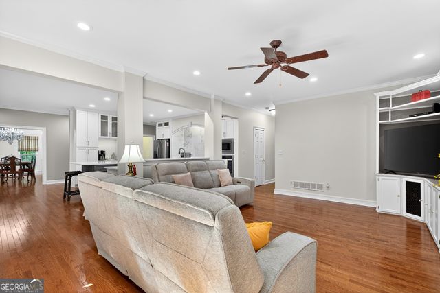 125 County Down, Fayetteville, GA 30215