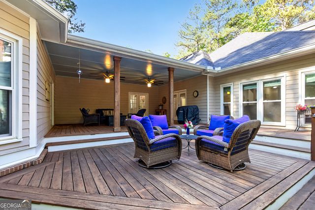 125 County Down, Fayetteville, GA 30215