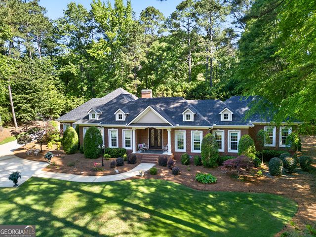 125 County Down, Fayetteville, GA 30215