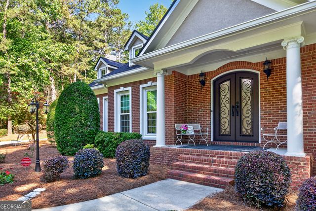 125 County Down, Fayetteville, GA 30215