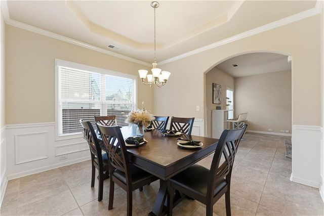 4068 Lake Manor Way, Atlanta, GA 30349