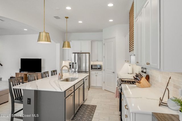 8048 Gullen Drive, Melbourne, FL 32940