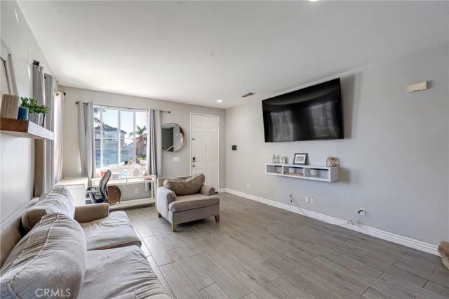 33129 Shoreline Drive, Lake Elsinore, CA 92530