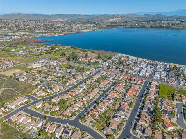 33129 Shoreline Drive, Lake Elsinore, CA 92530