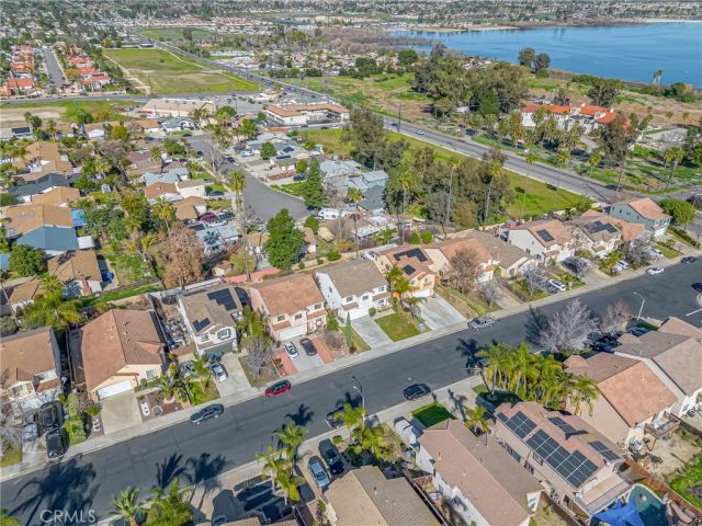 33129 Shoreline Drive, Lake Elsinore, CA 92530