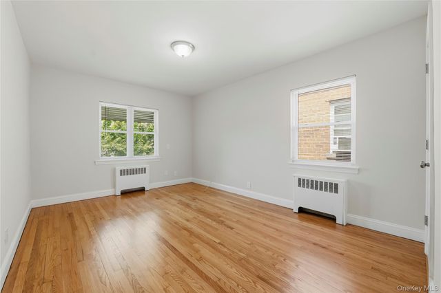 817 Quincy Avenue, Bronx, NY 10465