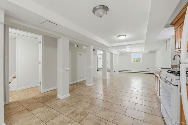 817 Quincy Avenue, Bronx, NY 10465