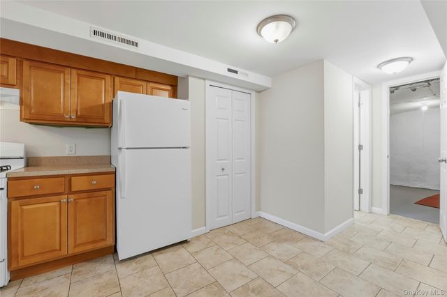 817 Quincy Avenue, Bronx, NY 10465