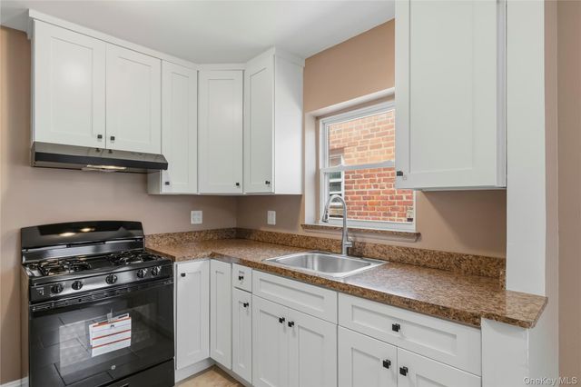 817 Quincy Avenue, Bronx, NY 10465