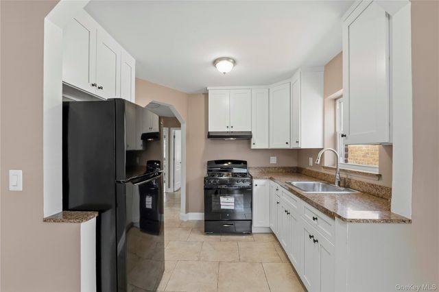 817 Quincy Avenue, Bronx, NY 10465