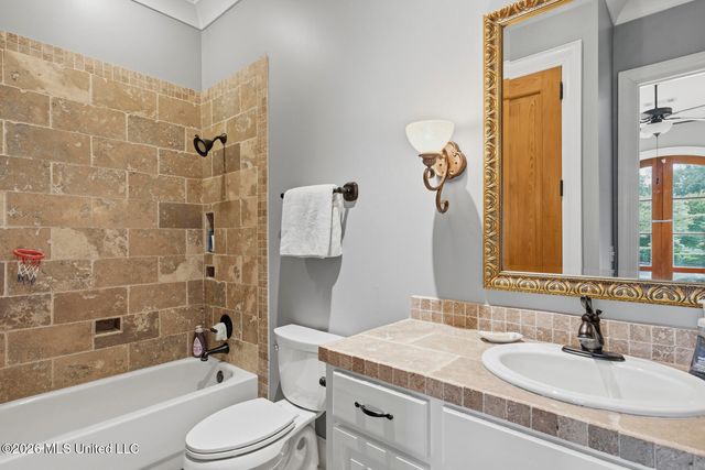 916 La Roche Court, Ridgeland, MS 39157
