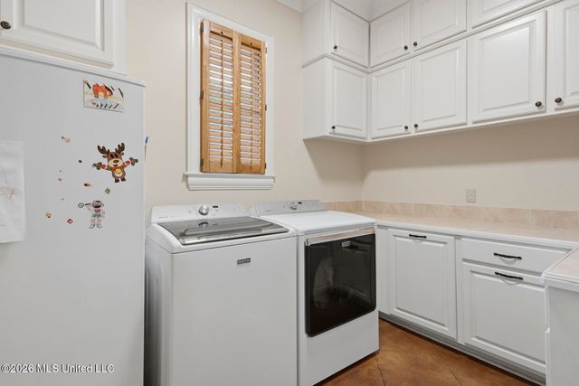 916 La Roche Court, Ridgeland, MS 39157