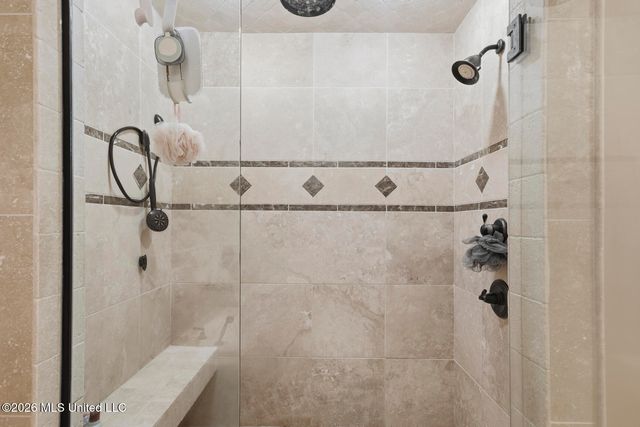 916 La Roche Court, Ridgeland, MS 39157