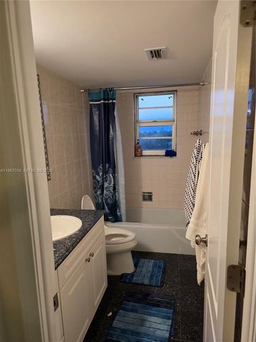 1811 Jefferson Street 501, Hollywood, FL 33020
