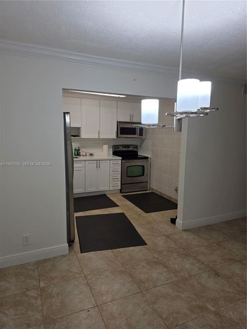 1811 Jefferson Street 501, Hollywood, FL 33020