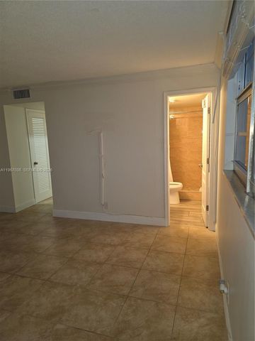 1811 Jefferson Street 501, Hollywood, FL 33020