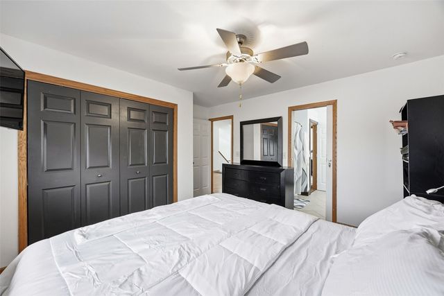 1050 Twilight Drive, North Liberty, IA 52317