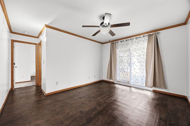 1050 Twilight Drive, North Liberty, IA 52317