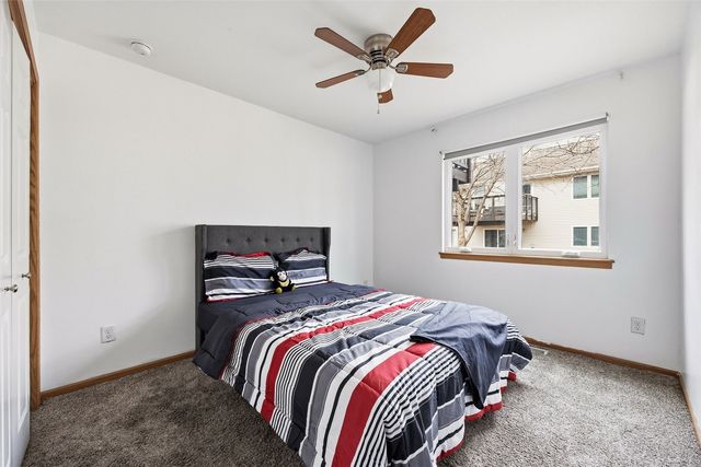 1050 Twilight Drive, North Liberty, IA 52317