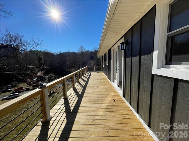 2019 Dale Road, Spruce Pine, NC 28777