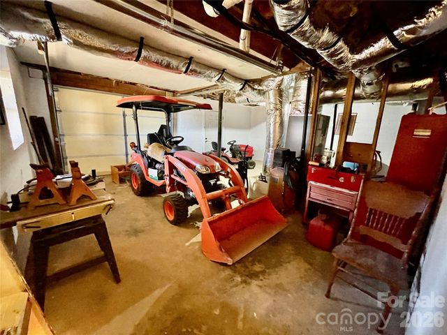 2019 Dale Road, Spruce Pine, NC 28777