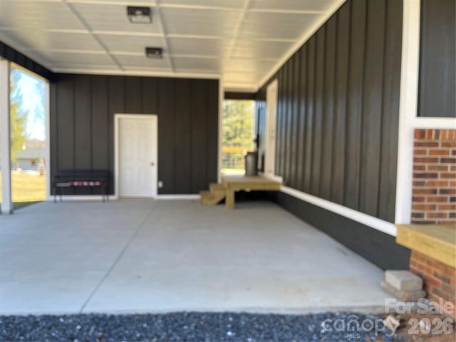 2019 Dale Road, Spruce Pine, NC 28777