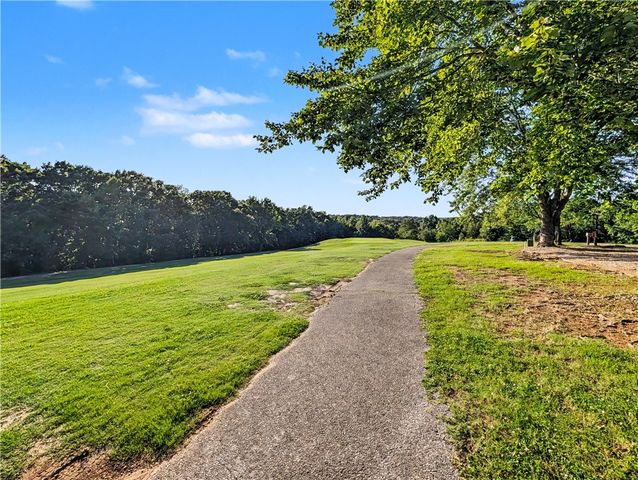 67 Fairway Drive, Bella Vista, AR 72714