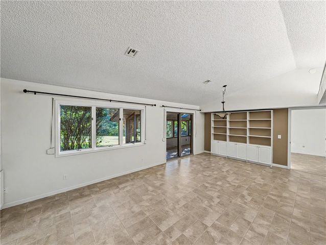67 Fairway Drive, Bella Vista, AR 72714