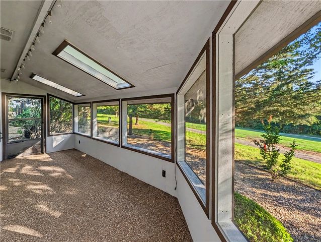 67 Fairway Drive, Bella Vista, AR 72714