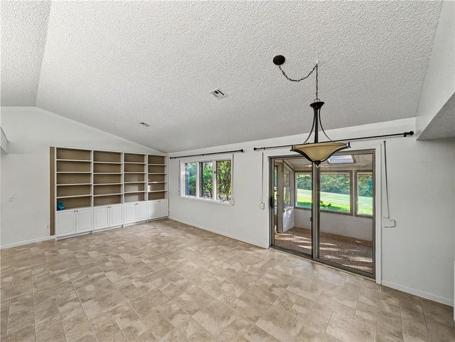 67 Fairway Drive, Bella Vista, AR 72714