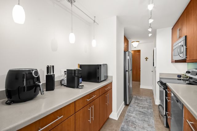 155 N Harbor Drive 2309, Chicago, IL 60601