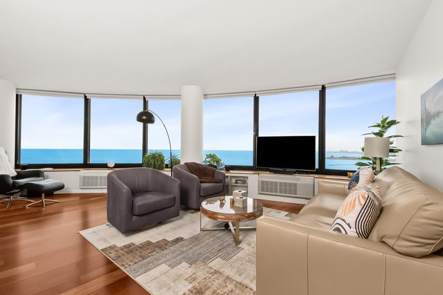 155 N Harbor Drive 2309, Chicago, IL 60601