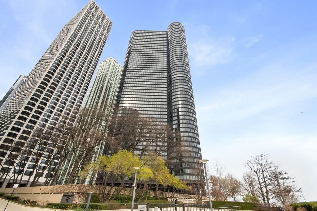155 N Harbor Drive 2309, Chicago, IL 60601