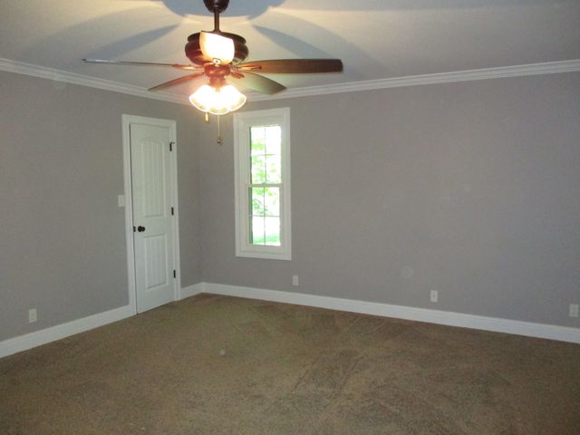 1131 Warfield Blvd, Clarksville, TN 37043
