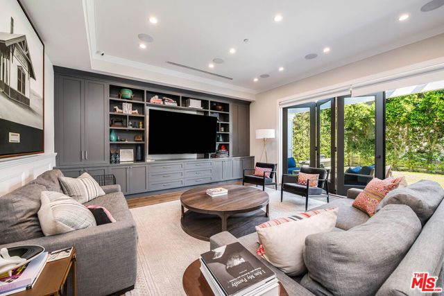 4268 Colbath Avenue, Sherman Oaks, CA 91423