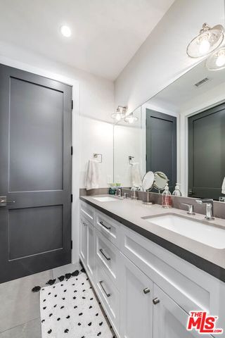 4268 Colbath Avenue, Sherman Oaks, CA 91423