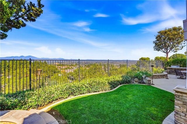 30 Groveside Dr., Aliso Viejo, CA 92656