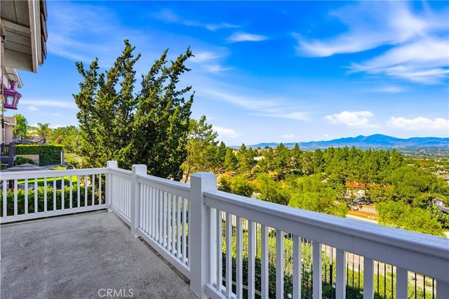 30 Groveside Dr., Aliso Viejo, CA 92656