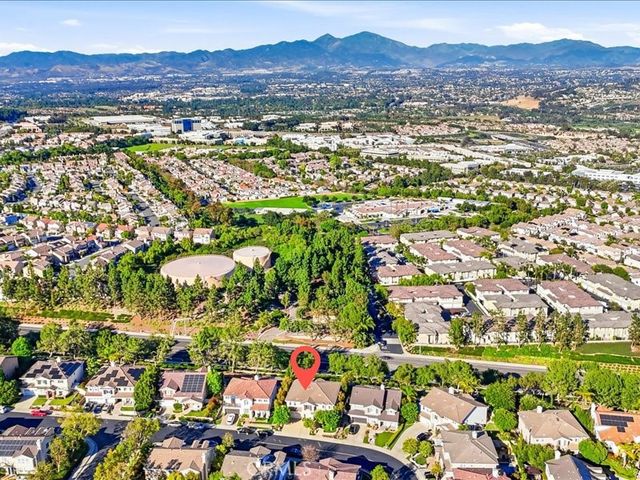 30 Groveside Dr., Aliso Viejo, CA 92656