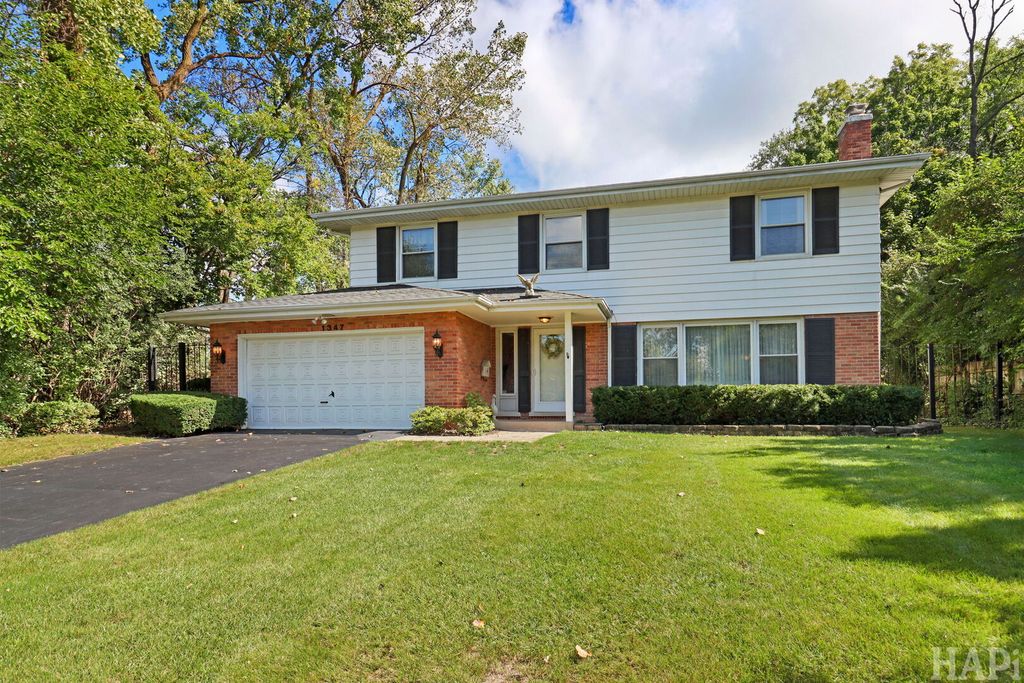 1347 Sleepy Hollow Road, Glenview, IL 60025 — photo 2