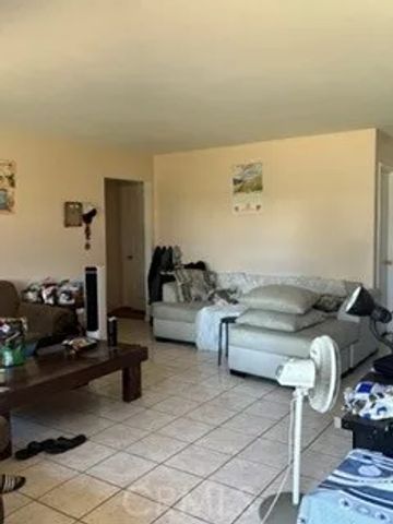 1857 E Gould, Loma Linda, CA 92354